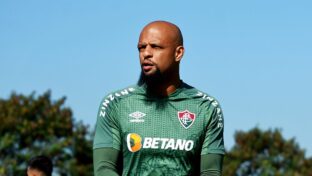 Felipe Melo se aposentou vestindo a camisa do Fluminense (Divulgação)