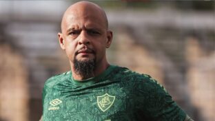 Felipe Melo em ação com a camisa do Fluminense antes de aposentadoria (Divulgação - Fluminense)
