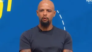 Felipe Melo crava torcida que dá aulas no Brasil: “Nunca abandona o time”