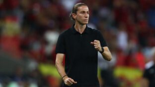 Filipe Luís comanda Flamengo contra o Grêmio pelo Brasileirão Série A (foto: Gilvan de Souza/CRF)