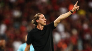 Filipe Luis, técnico do Flamengo, em jogo do Brasileirão - (Gilvan de Souza/Flamengo)