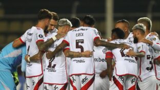 Rubro-Negro estreou com vitória na Libertadores (Foto: Divulgação/Facebook Oficial Flamengo)