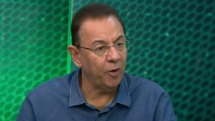 Flávio Prado durante o programa "Bate-Pronto" da Jovem Pan (Reprodução - YouTube)