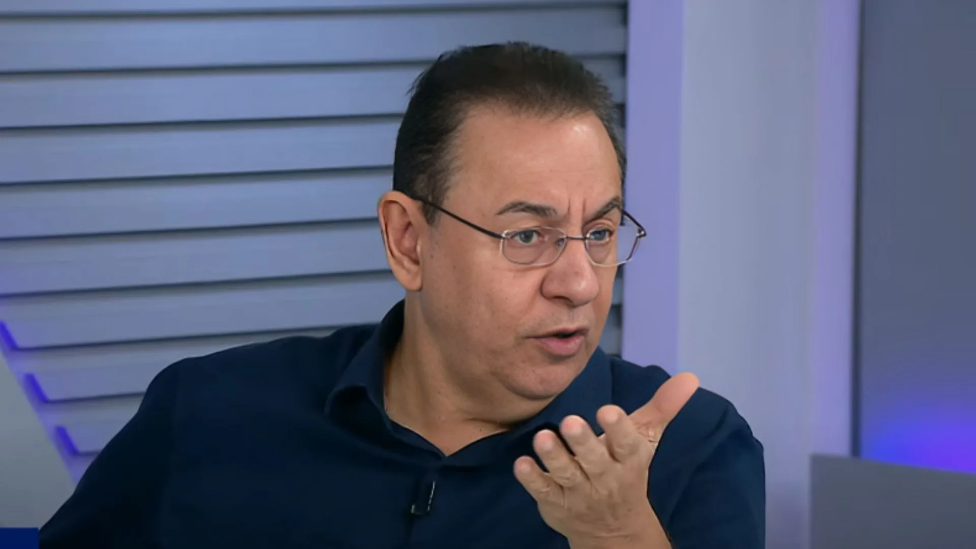 Flavio Prado define elenco mal montado no futebol brasileiro: “Erros graves”