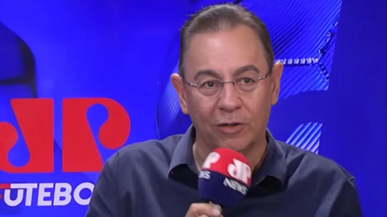 Flavio Prado elege dois técnicos do Brasileirão com “vantagem” em 2025: “Nadar de braçada”