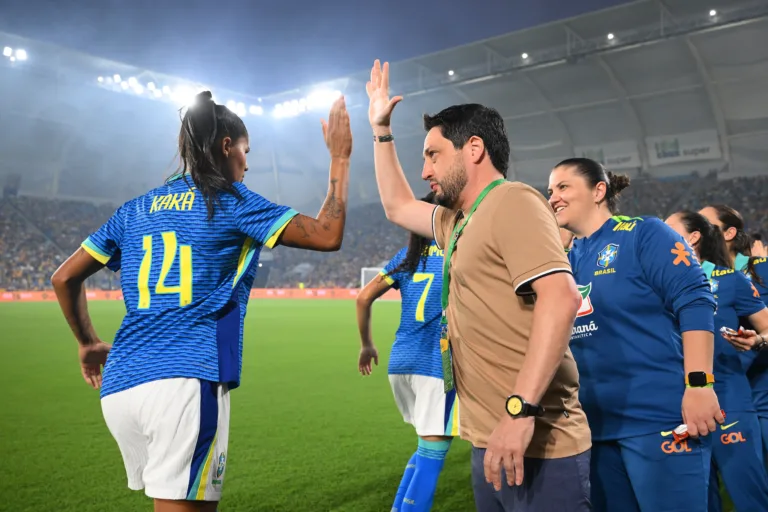 Arthur Elias projeta amistoso do Brasil contra os EUA: “É uma equipe que vai nos testar muito”