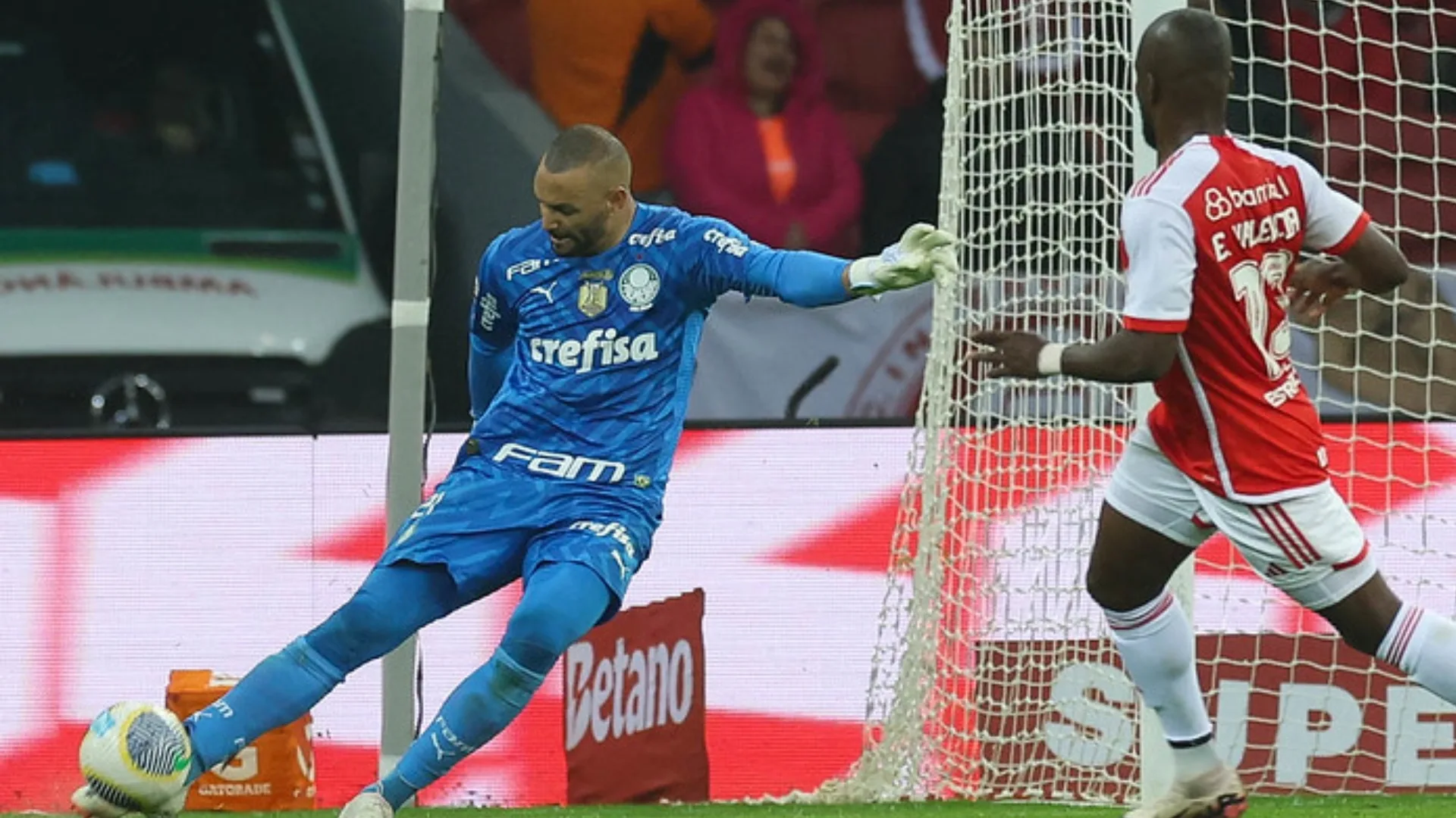 Internacional x Palmeiras: onde assistir ao jogo do Brasileirão