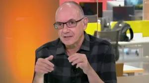 Lédio Carmona aponta time badalado que despencou em 2025: “Chato de ver”