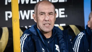 Leonardo Jardim, do Cruzeiro, aponta time envergonhado no Brasil hoje: “Péssima imagem” 