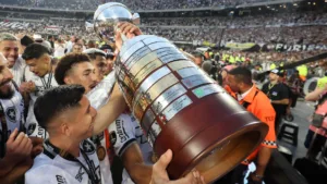 Jornalistas argentinos elegem dois brasileiros entre os favoritos na Libertadores