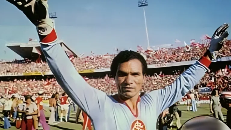 Manga, goleiro histórico de Botafogo, Internacional e seleção brasileira, morre aos 87 anos