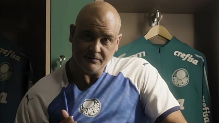 Marcos cita quatro clubes ao detonar camisa vermelha da seleção brasileira Marcos cita quatro clubes ao detonar camisa vermelha da seleção brasileira