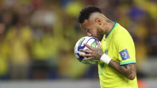 Neymar em Brasil x Bolívia, pelas
Eliminatórias 2026 (Vitor Silva/CBF)