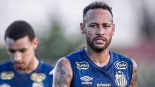 Neymar em ação durante treinamento (Raul Baretta - Divulgação - Santos)