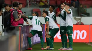 Palmeiras embala com seis vitórias seguidas e Abel Ferreira ganha novas opções no elenco