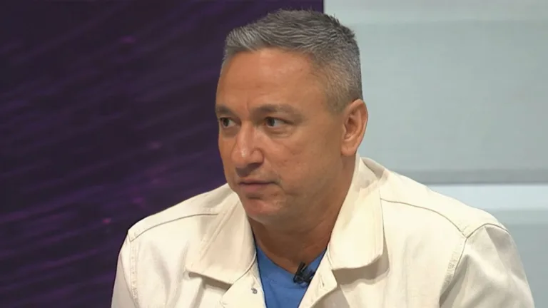 Paulo Nunes sinaliza técnico que se ‘livrou’ de demissão no Brasil