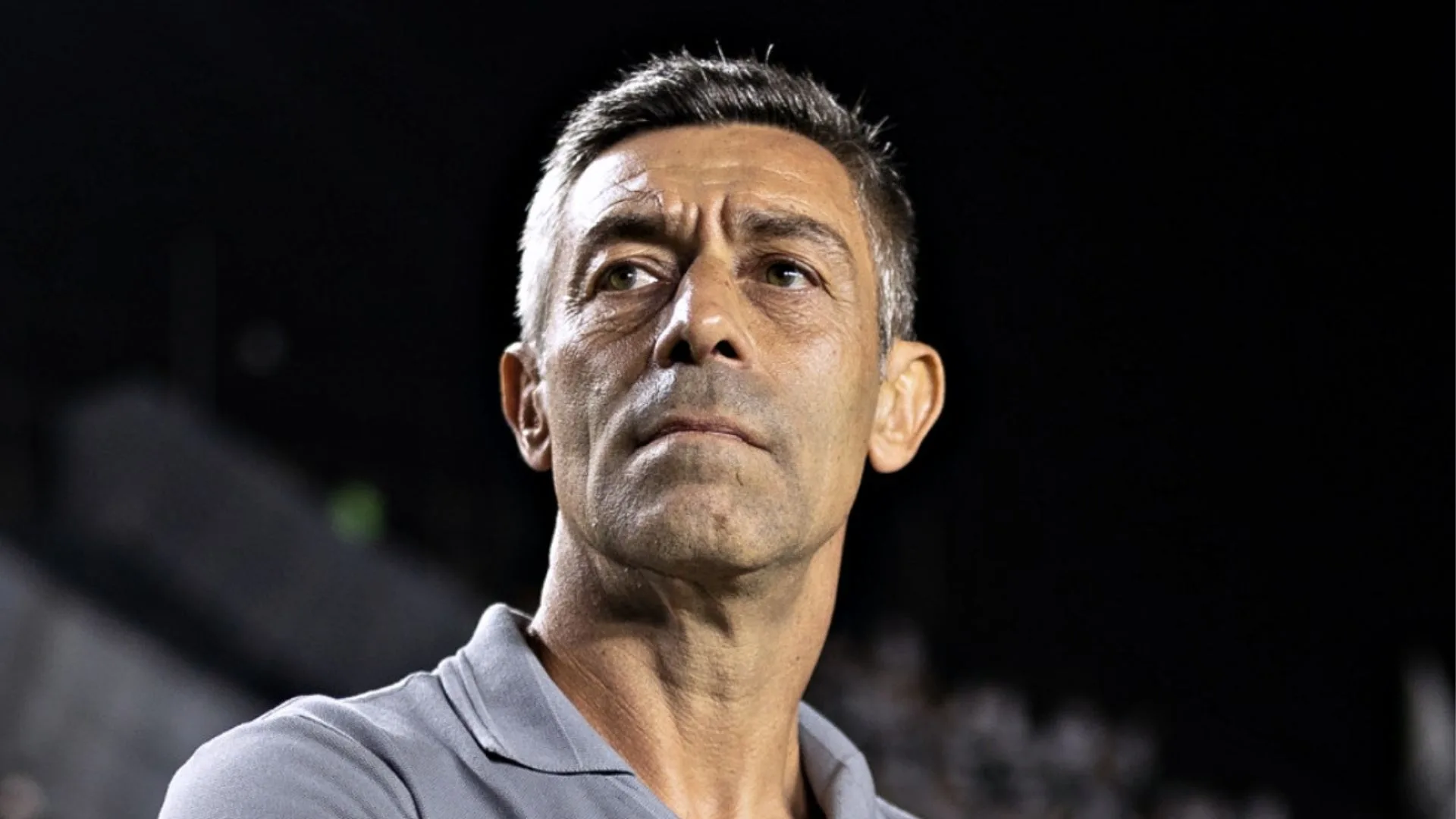 Santos anuncia demissão do técnico Pedro Caixinha