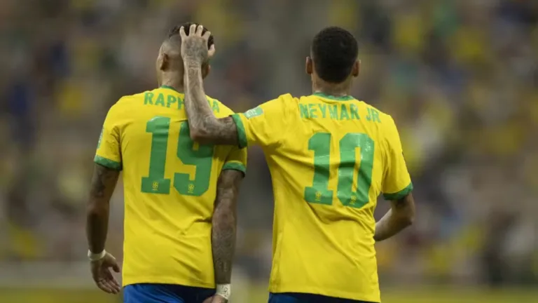 Raphinha “concorda” com Neymar sobre melhor treinador: “É ele”