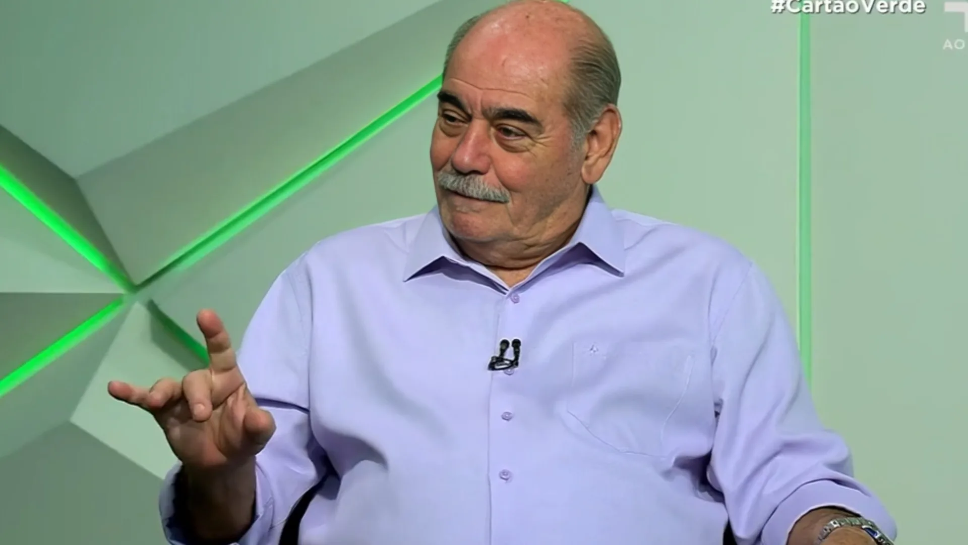 Rivellino detona possível demissão de técnico no Brasileirão: “Não concordo”