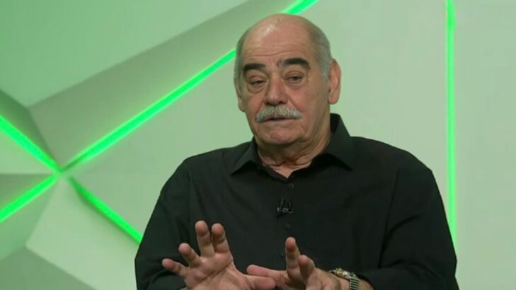 Rivellino indica técnico na corda bamba no Brasil: “Impressionante” Rivellino indica técnico na corda bamba no Brasil: “Impressionante”