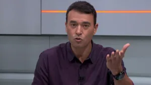 Rizek crava meia que ‘dá aulas’ no futebol brasileiro hoje