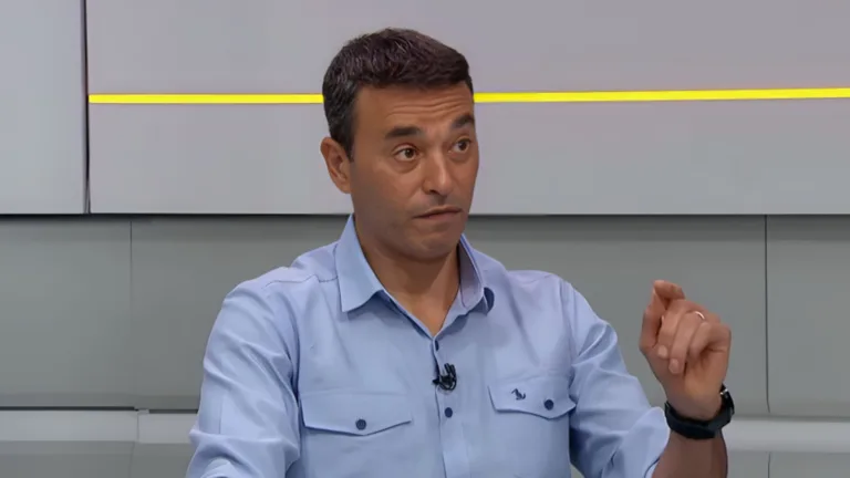 Rizek esquece Flamengo e sinaliza melhor futebol no Brasileirão: “Competitivo”