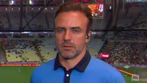 Roger Flores defende clube do Brasil após decisão polêmica: “Todo o direito”