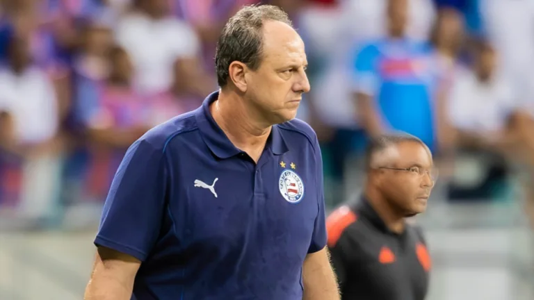 Ceni muda escalação do Bahia hoje contra o Santos pelo Brasileirão