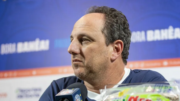 Rogério Ceni exalta time do futebol brasileiro: “Equipe de respeito”