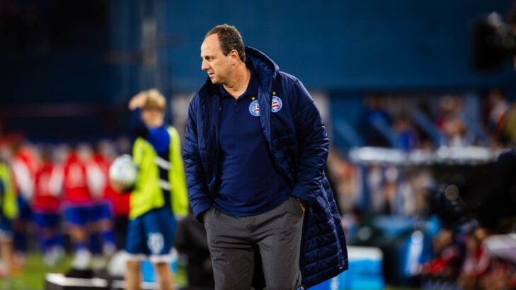 Rogério Ceni, do Bahia, sugere perfil de novo técnico à seleção brasileira: “Sucesso” Rogério Ceni, do Bahia, sugere perfil de novo técnico à seleção brasileira: “Sucesso”