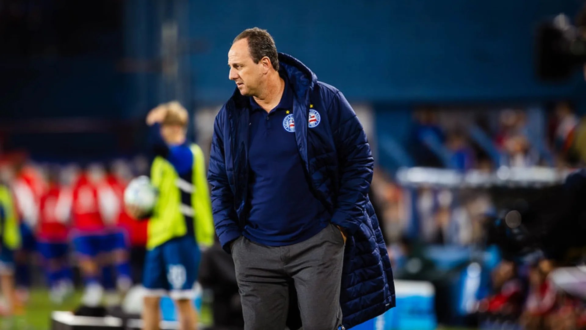 Rogério Ceni, do Bahia, sugere perfil de novo técnico à seleção brasileira: “Sucesso” 