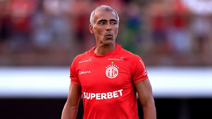 Romário elege melhor atacante do futebol brasileiro: “Com certeza” Romário elege melhor atacante do futebol brasileiro: “Com certeza”