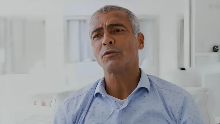 Romário crava top-3 dos maiores da história no futebol e surpreende