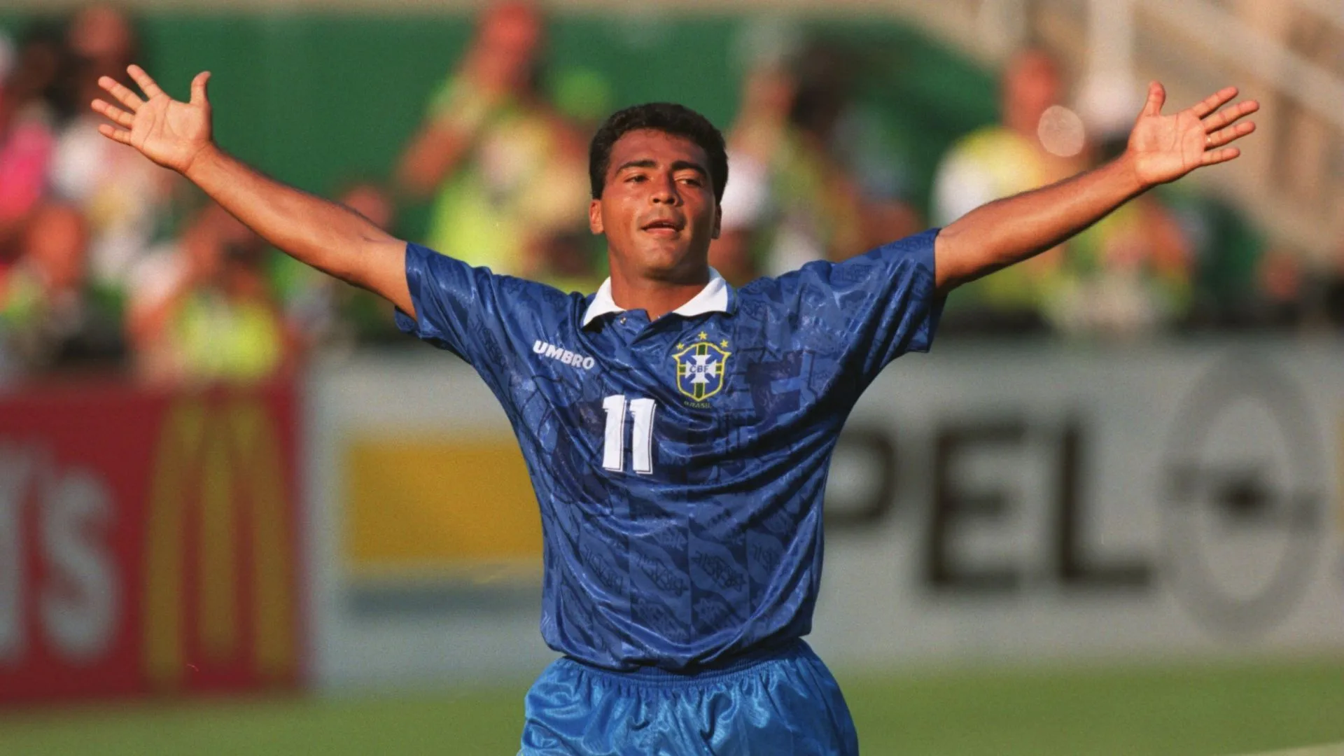 Galvão Bueno destaca gol no “estilo Romário” que aconteceu no Brasileirão