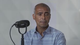 Romário em entrevista ao podcast do "Desimpedidos" (Reprodução - YouTube)