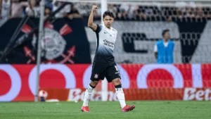 Romero, do Corinthians, aponta jogador bem-intencionado no Brasileirão Série A: “Busca o melhor”