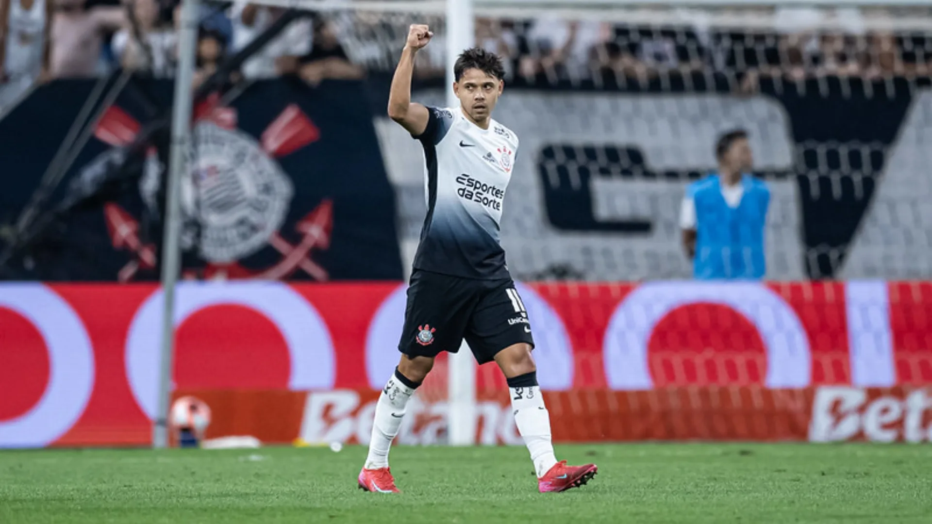 Romero, do Corinthians, aponta jogador bem-intencionado no Brasileirão Série A: “Busca o melhor”