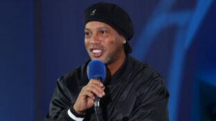 Ronaldinho Gaúcho, em entrevista ao PSG (Reprodução)