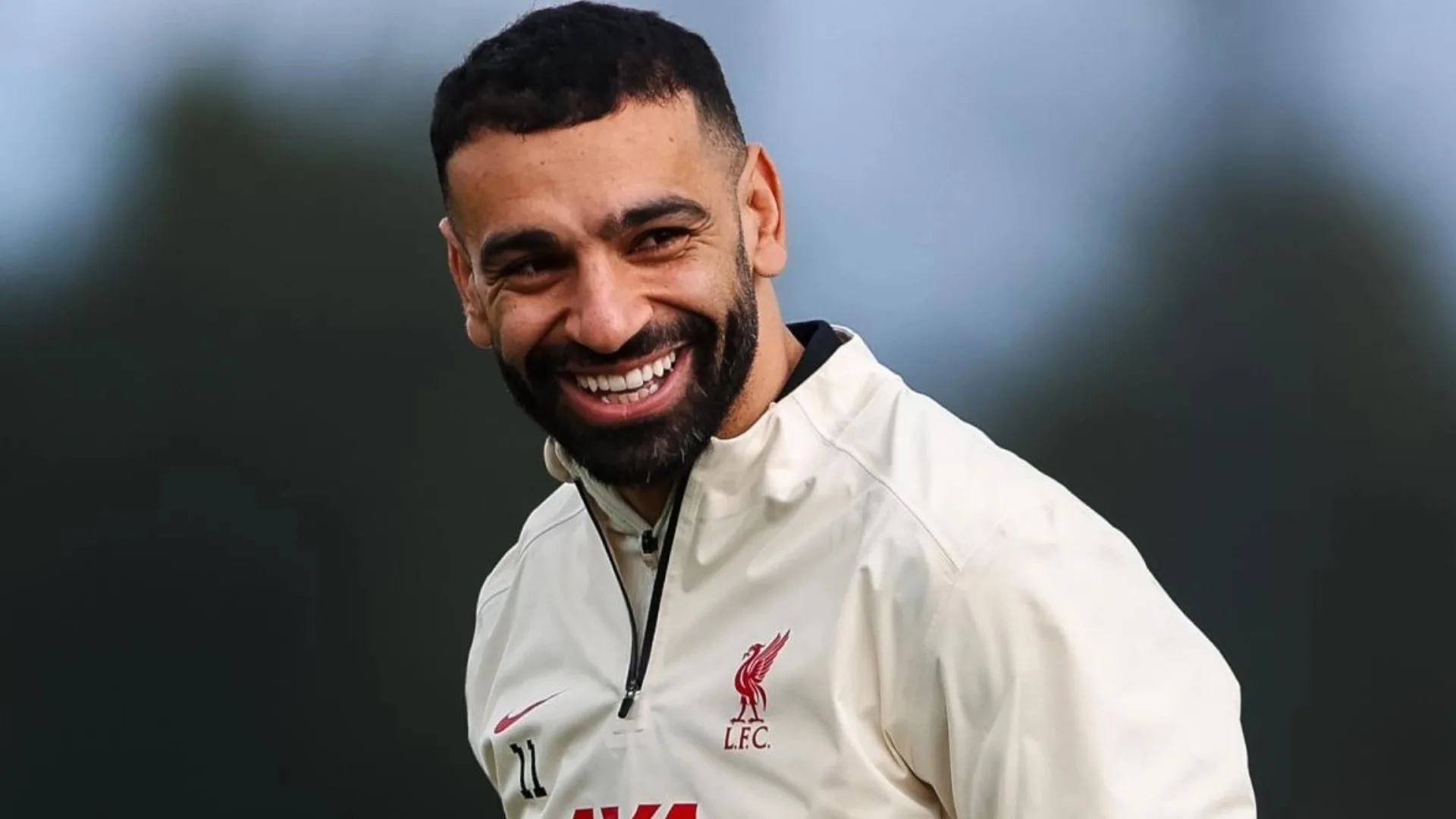 Entenda decisão de Salah de recusar oferta milionária da Arábia e renovar com o Liverpool