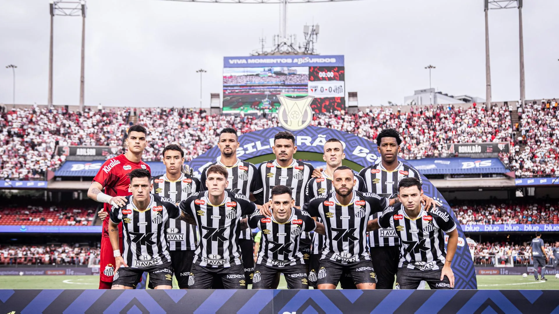 Rivaldo comenta demora do Santos em acertar com novo técnico: “Desconfiança”