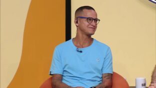 Souza falou sobre a dupla de ataque do Corinthians (Reprodução/Youtube)