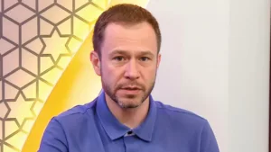 Tiago Leifert aponta técnico do futebol brasileiro que tira coelho da cartola: “Arruma soluções”