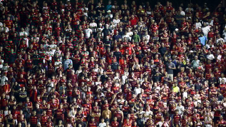 Ana Thaís vê Flamengo ‘sem torcida’ e impõe condição: “Não pode menos” Ana Thaís vê Flamengo ‘sem torcida’ e impõe condição: “Não pode menos”