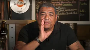 Vampeta elege clube “ofuscado” por Flamengo e Palmeiras: “Deu uma queda”