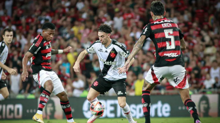 Vasco x Flamengo: onde assistir AO VIVO o Brasileirão