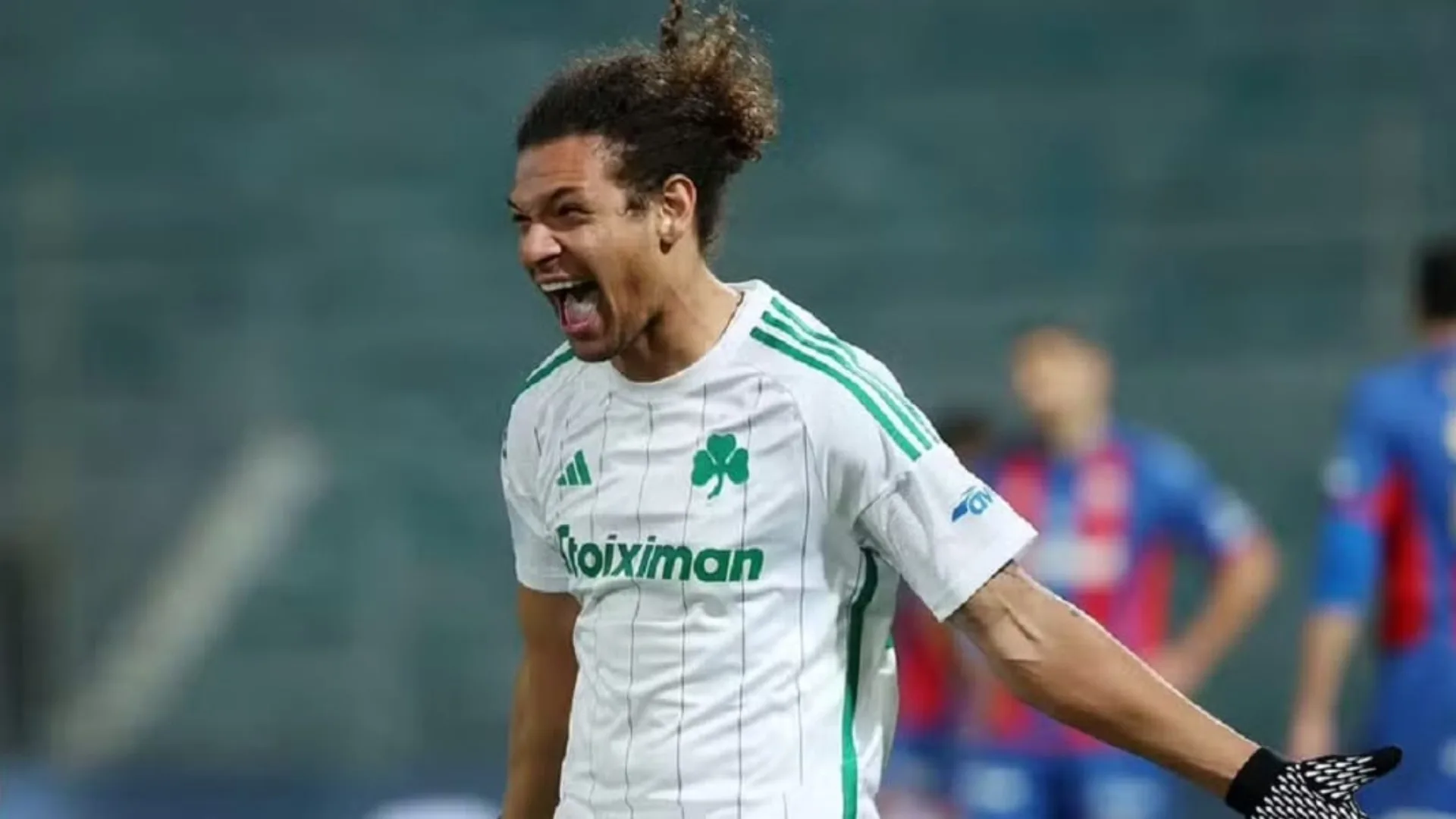 Técnico do Cruzeiro veta contratação de Willian Arão, ex-Flamengo e hoje no Panathinaikos, da Grécia