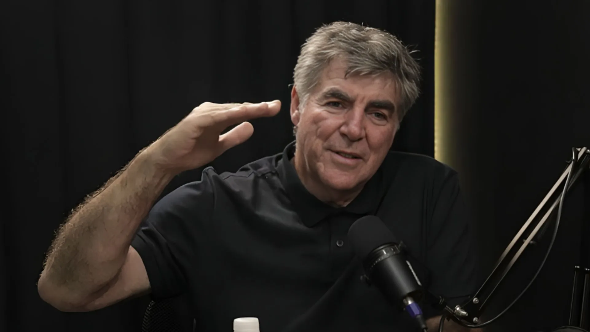 Zetti exalta goleiro histórico do futebol brasileiro: “Uma lenda”