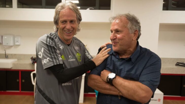 Zico ao lado de Jorge Jesus em visita ao CT do Flamengo (Alexandre Vidal / CRF)