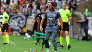 Zubeldía comanda SPFC contra o Cruzeiro pelo Brasileirão Série A (foto: Rubens Chiri/São Paulo)