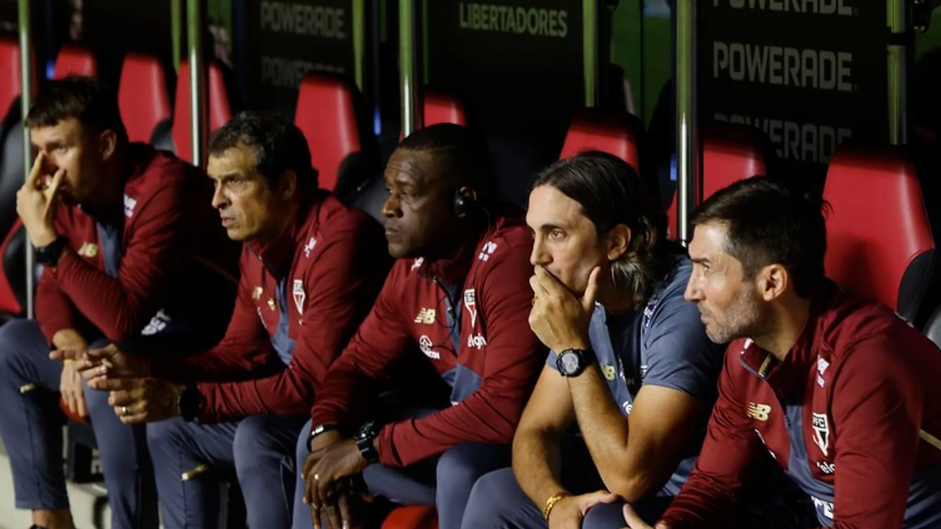 Diretoria do SPFC garante Luis Zubeldía como técnico até o clássico contra o Santos